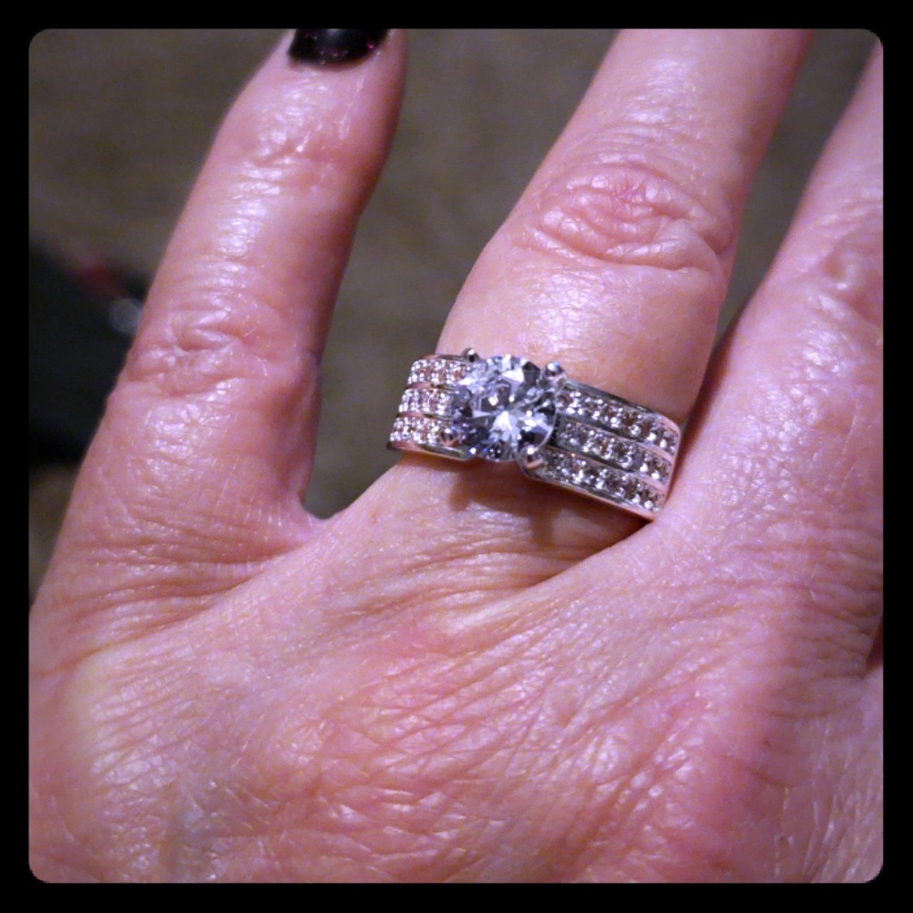 24 hours only Sale silver and white Sapphire ring